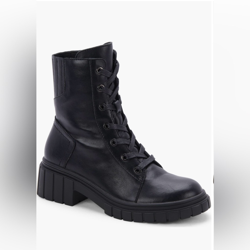 Blondo Promise Waterproof lace-up Boot